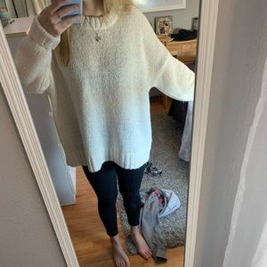 Aerie white oversized sweater (with tags)